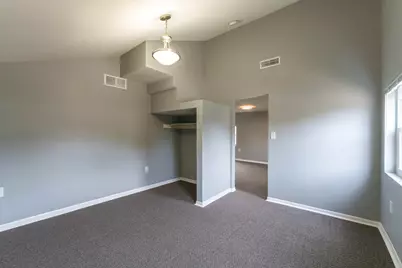 615 N 4th St, Watertown, WI 53098 - Photo 5