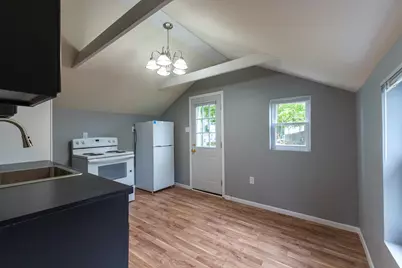 615 N 4th St, Watertown, WI 53098 - Photo 9