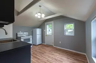 615 N 4th St, Watertown, WI 53098 - Photo 9