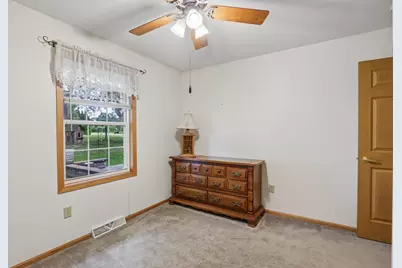 1110  Gruennert Ct, Jefferson, WI 53549 - Photo 27
