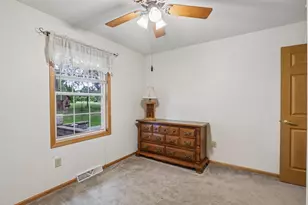 1110 Gruennert Ct, Jefferson, WI 53549 - Photo 27
