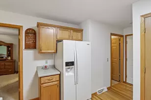 1110 Gruennert Ct, Jefferson, WI 53549 - Photo 19