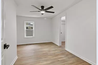 1236  Grand Ave, Racine, WI 53403 - Photo 9