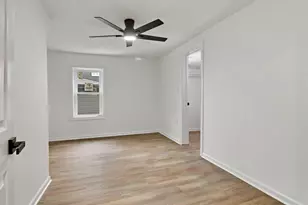 1236 Grand Ave, Racine, WI 53403 - Photo 9