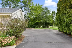 14000 W Wilbur Dr, New Berlin, WI 53151 - Photo 31