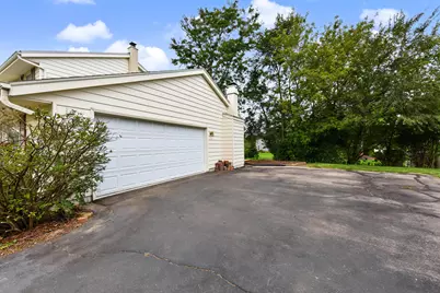 14000 W Wilbur Dr, New Berlin, WI 53151 - Photo 39