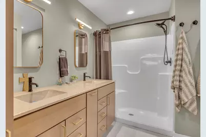 1397  Westwood Ave, North Fond du Lac, WI 54937 - Photo 9