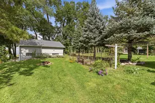 502 Union St, Hartford, WI 53027 - Photo 5
