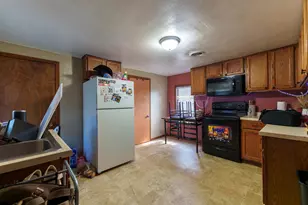 600 E Cady St, Watertown, WI 53094 - Photo 5