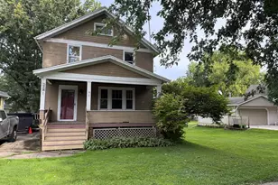 319 York St, Beaver Dam, WI 53916 - Photo 1