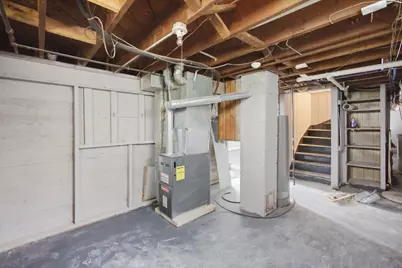 10325 W Silver Spring Dr, Milwaukee, WI 53225 - Photo 25