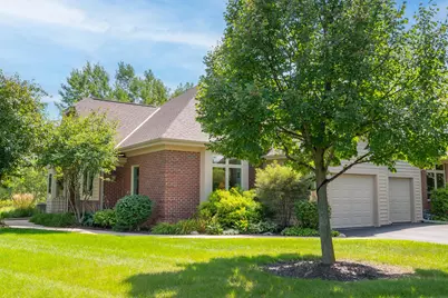10820 N Essex Dr, Mequon, WI 53092 - Photo 29