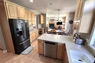 736 Wisconsin Ave, Oostburg, WI 53070 - Photo 9