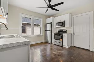 2761 N 39th St, Milwaukee, WI 53210 - Photo 11