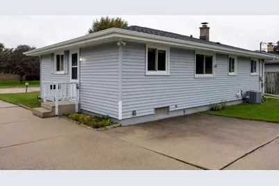 1921 N 29th St, Sheboygan, WI 53081 - Photo 29
