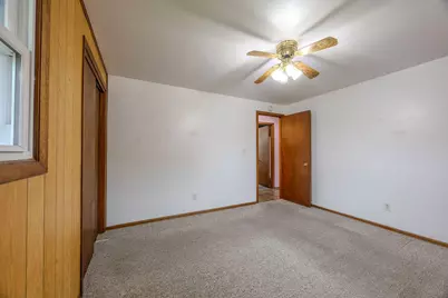 1921 N 29th St, Sheboygan, WI 53081 - Photo 9