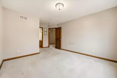 864  Ashley Ave, Port Washington, WI 53074 - Photo 17