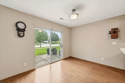 864  Ashley Ave, Port Washington, WI 53074 - Photo 7