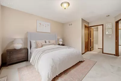 864  Ashley Ave, Port Washington, WI 53074 - Photo 15