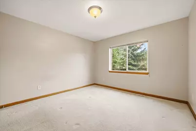 864  Ashley Ave, Port Washington, WI 53074 - Photo 19
