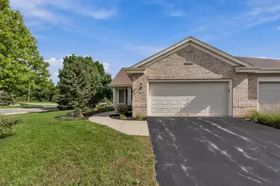 2824  Raintree Ln, Waukesha, WI 53189 - Photo 3