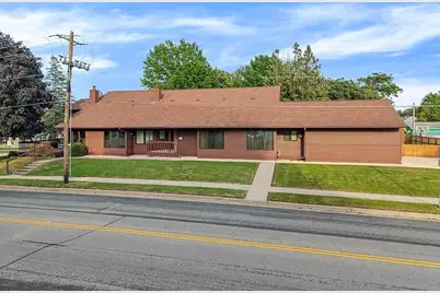 109  Winnebago St, Caledonia, MN 55921 - Photo 1