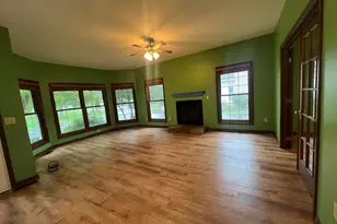 951 S Lake Shore Dr, Lake Geneva, WI 53147 - Photo 5