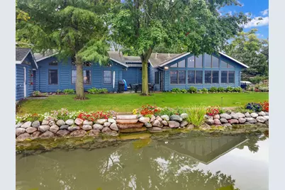 264 W Park Dr, Twin Lakes, WI 53181 - Photo 1