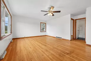 2100 Illinois St, Racine, WI 53405 - Photo 7