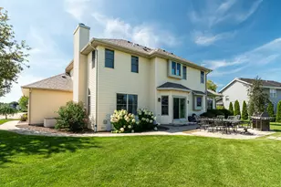 3260 E James Dr, Oak Creek, WI 53154 - Photo 91