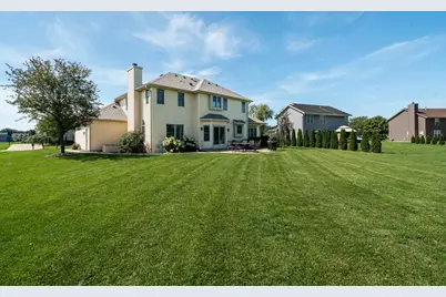3260 E James Dr, Oak Creek, WI 53154 - Photo 81