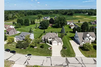 3260 E James Dr, Oak Creek, WI 53154 - Photo 51