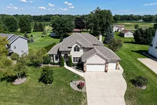 3260 E James Dr, Oak Creek, WI 53154 - Photo 77