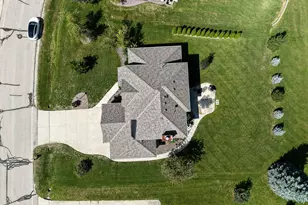 3260 E James Dr, Oak Creek, WI 53154 - Photo 53