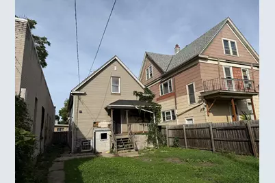 2356 S 13th St, Milwaukee, WI 53215 - Photo 5