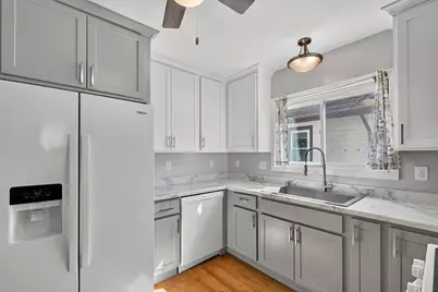 2171 S 79th St #2173, West Allis, WI 53219 - Photo 15