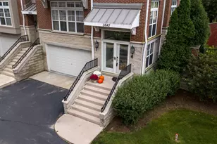 3842 S Lake Dr, Saint Francis, WI 53235 - Photo 27