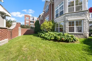 3842 S Lake Dr, Saint Francis, WI 53235 - Photo 25