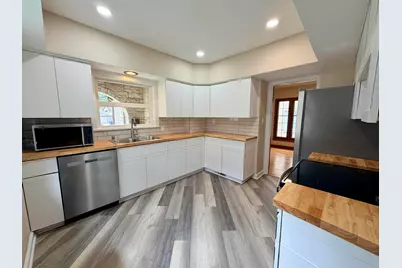 3760 N 42nd St, Milwaukee, WI 53216 - Photo 11