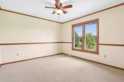 W284N3580  Old North Shore Dr, Delafield, WI 53072 - Photo 35