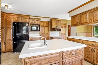 W284N3580  Old North Shore Dr, Delafield, WI 53072 - Photo 19