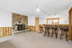 W284N3580 Old North Shore Dr, Delafield, WI 53072 - Photo 57