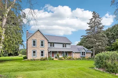 W284N3580  Old North Shore Dr, Delafield, WI 53072 - Photo 3
