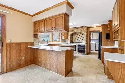 W284N3580  Old North Shore Dr, Delafield, WI 53072 - Photo 15