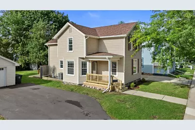 235 W South St, Oconomowoc, WI 53066 - Photo 35