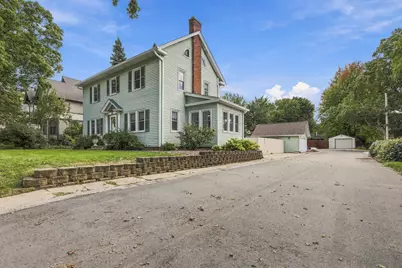 219 W Laflin Ave, Waukesha, WI 53186 - Photo 37