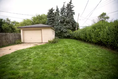 3115 S 95th St, Milwaukee, WI 53227 - Photo 15