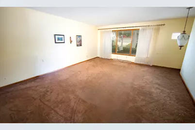 3115 S 95th St, Milwaukee, WI 53227 - Photo 5