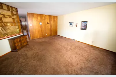 3115 S 95th St, Milwaukee, WI 53227 - Photo 3