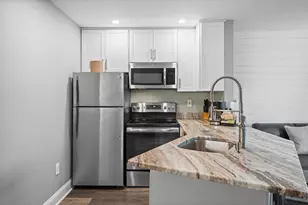 111 Center St, Lake Geneva, WI 53147 - Photo 5